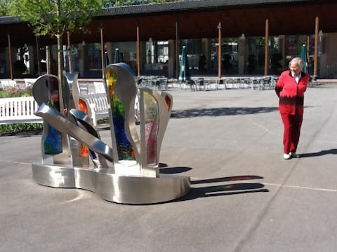 Ausstellung "Lebensstufen: Farben und Formen"