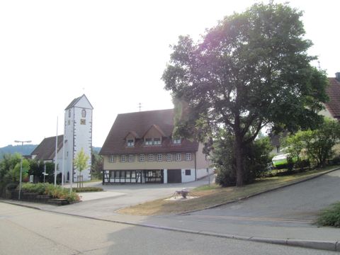 Rathausvorplatz