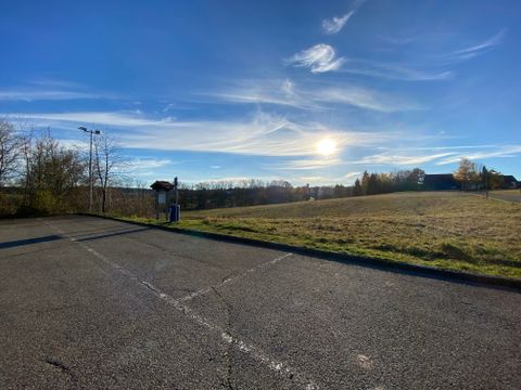Wohnmobilstellplatz Sportplatz