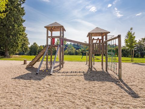 Spielplatz "Oberer Wald" - Schömberg